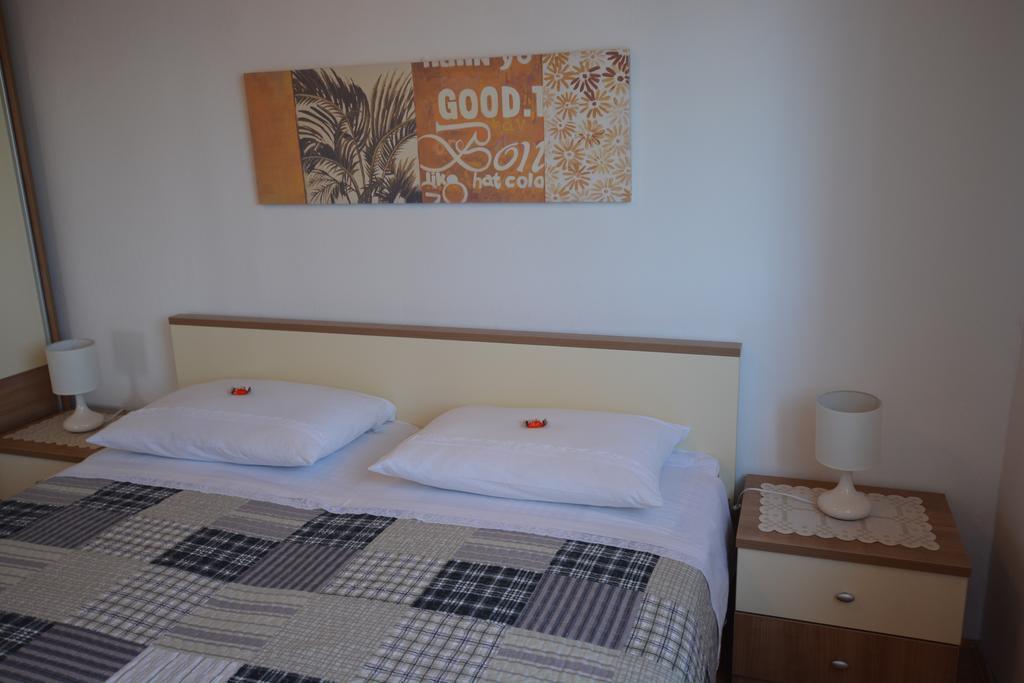 Apartment Slavica Kornic Ngoại thất bức ảnh