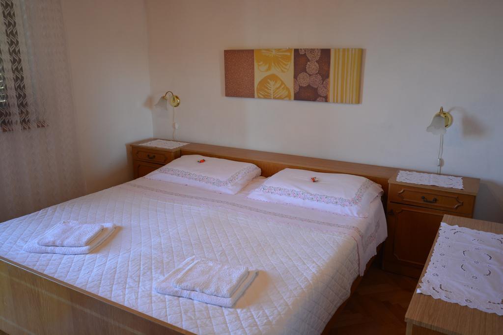Apartment Slavica Kornic Ngoại thất bức ảnh
